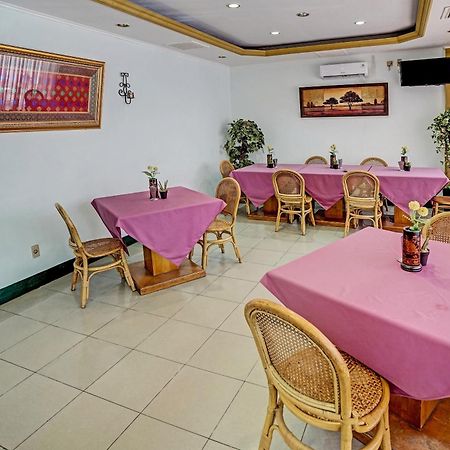 Super Oyo 91805 Hotel Wisma Bari Palembang Ngoại thất bức ảnh