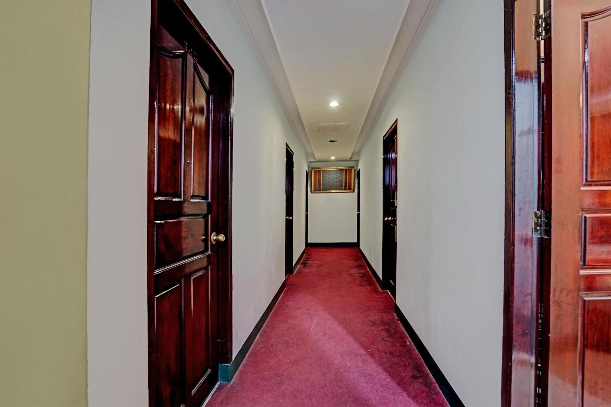 Super Oyo 91805 Hotel Wisma Bari Palembang Ngoại thất bức ảnh