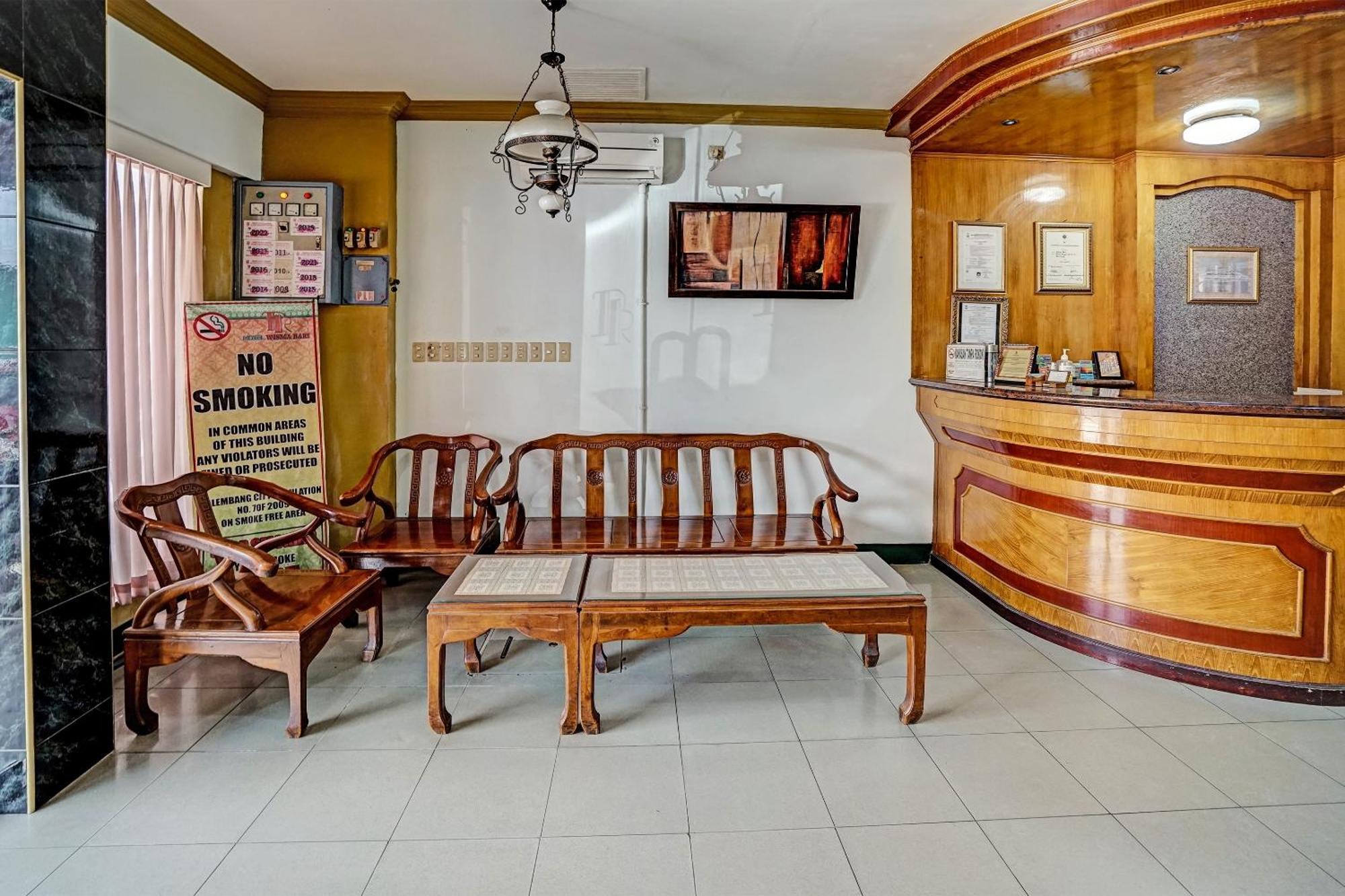 Super Oyo 91805 Hotel Wisma Bari Palembang Ngoại thất bức ảnh