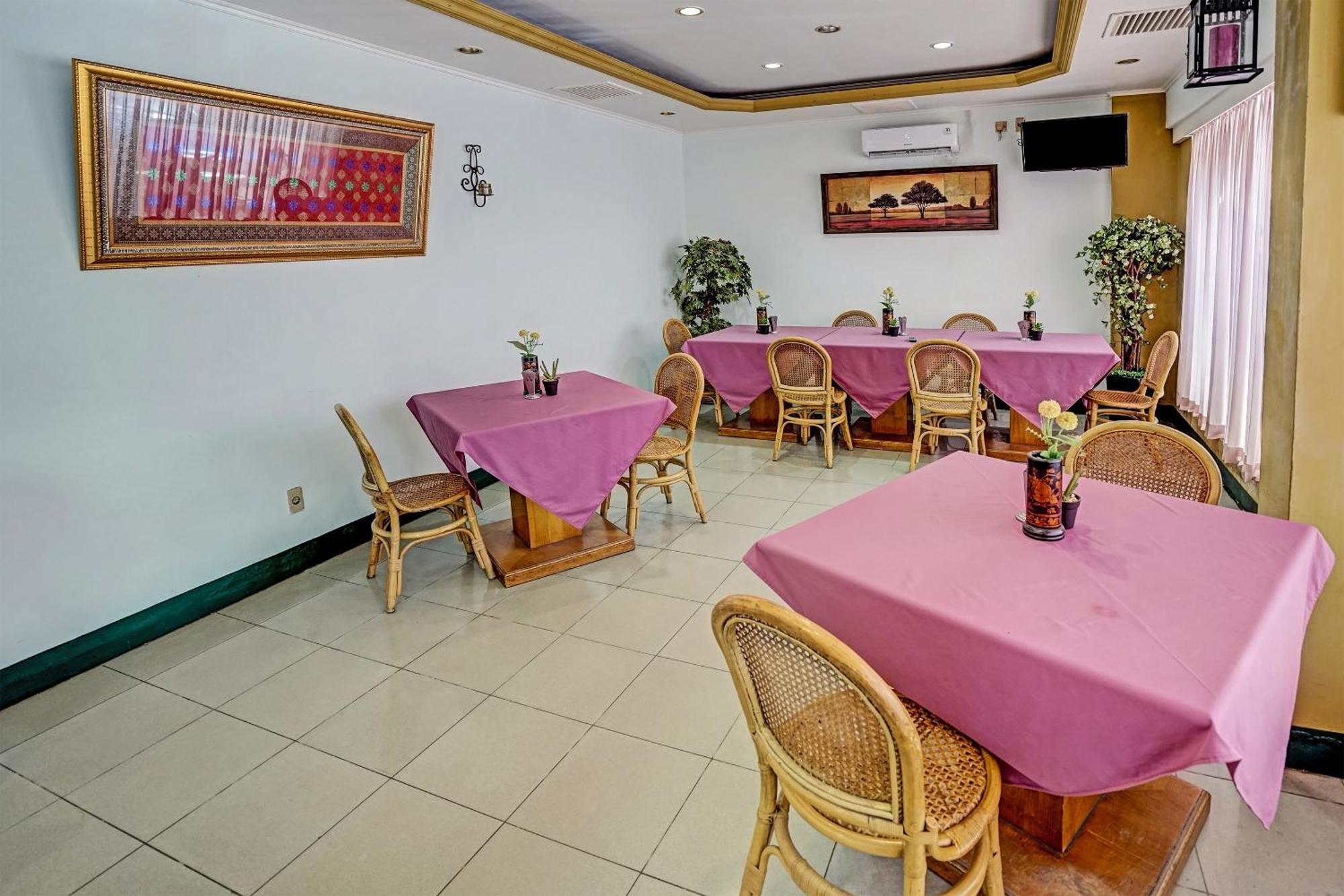 Super Oyo 91805 Hotel Wisma Bari Palembang Ngoại thất bức ảnh