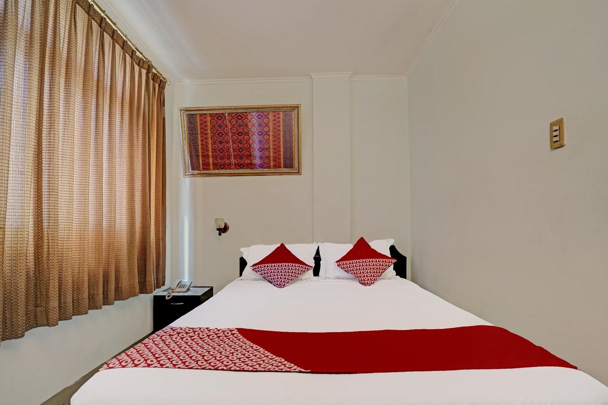 Super Oyo 91805 Hotel Wisma Bari Palembang Ngoại thất bức ảnh
