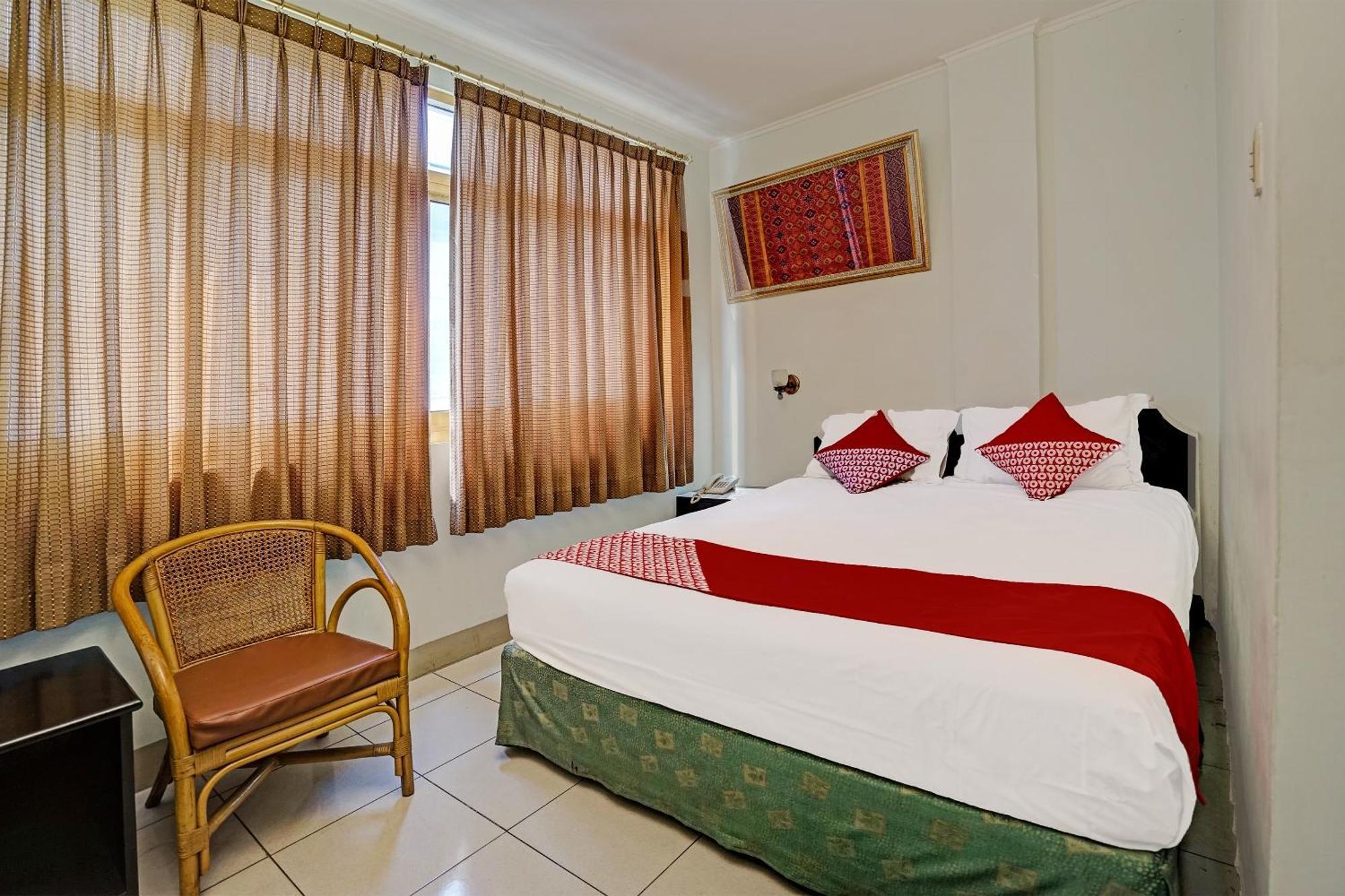 Super Oyo 91805 Hotel Wisma Bari Palembang Ngoại thất bức ảnh
