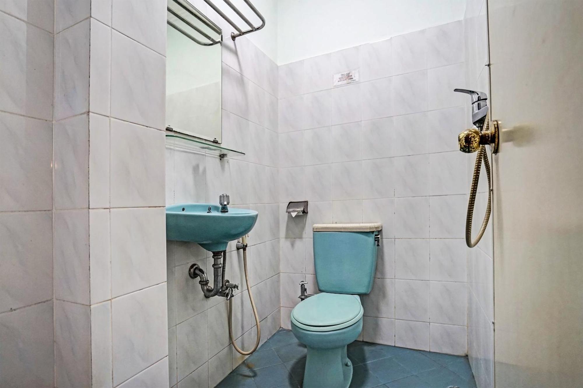 Super Oyo 91805 Hotel Wisma Bari Palembang Ngoại thất bức ảnh