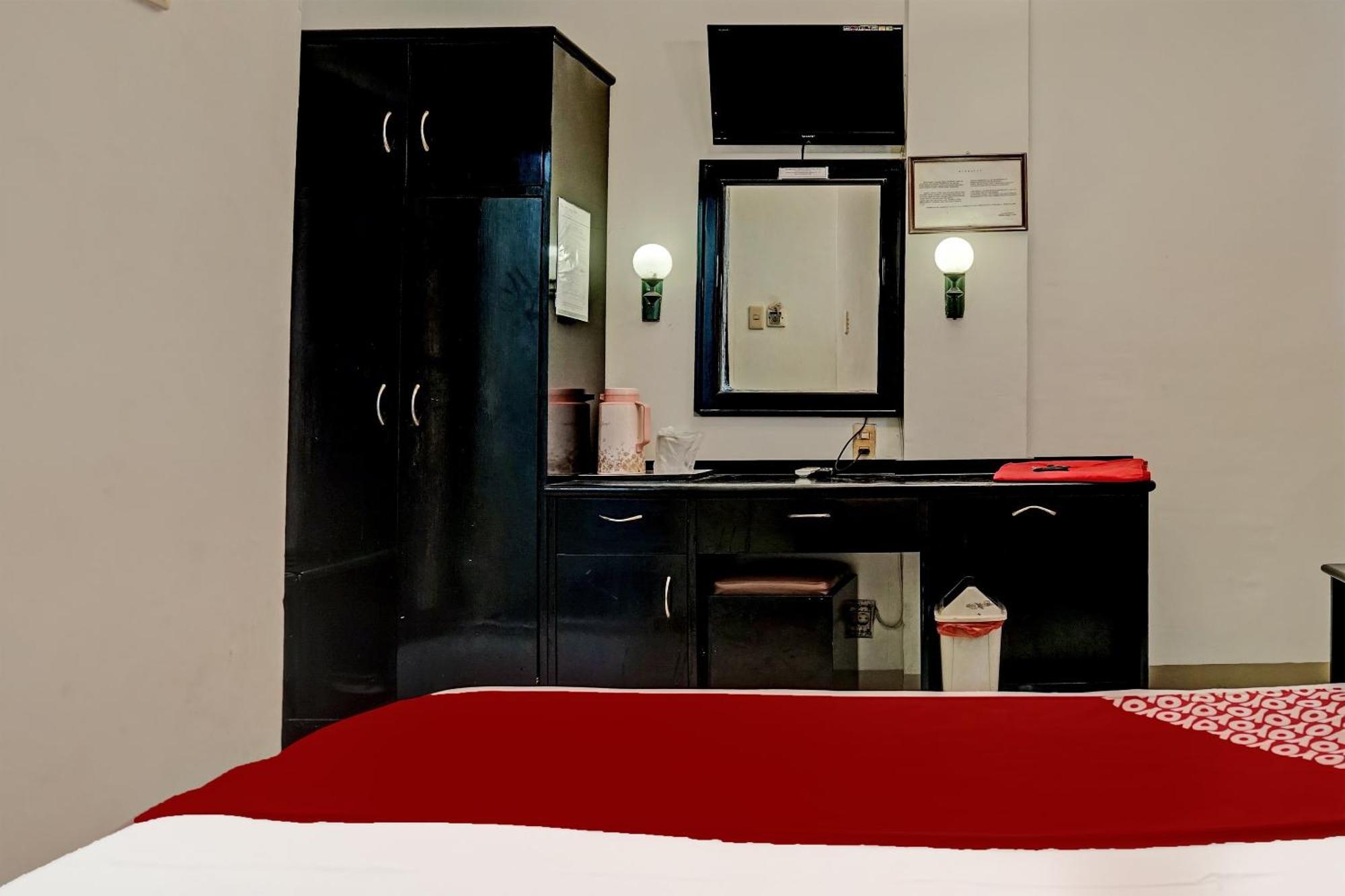 Super Oyo 91805 Hotel Wisma Bari Palembang Ngoại thất bức ảnh