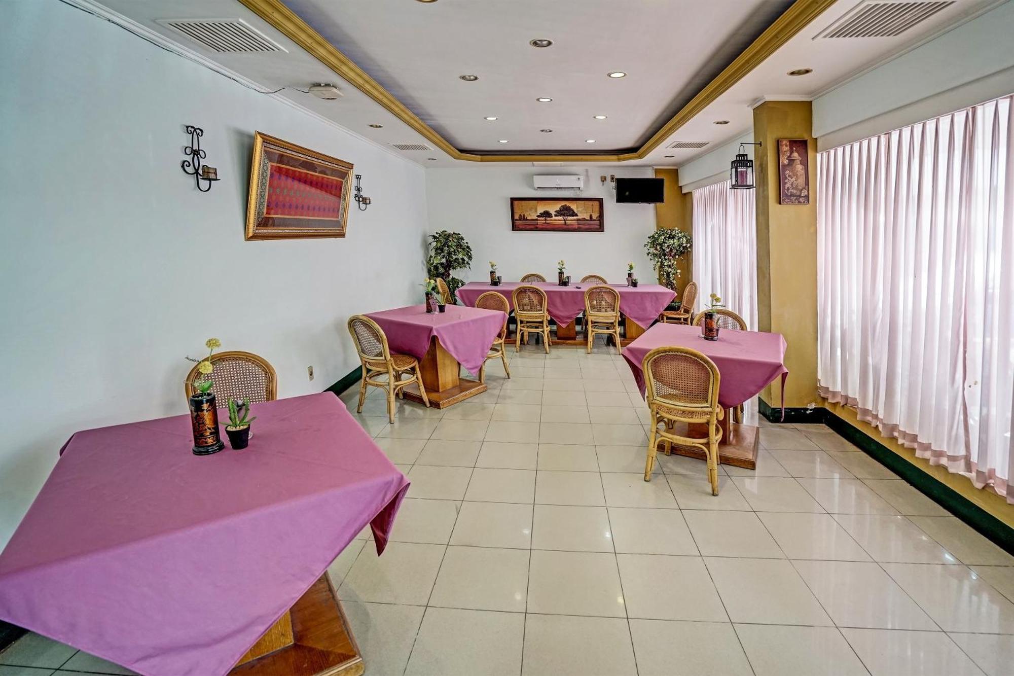 Super Oyo 91805 Hotel Wisma Bari Palembang Ngoại thất bức ảnh