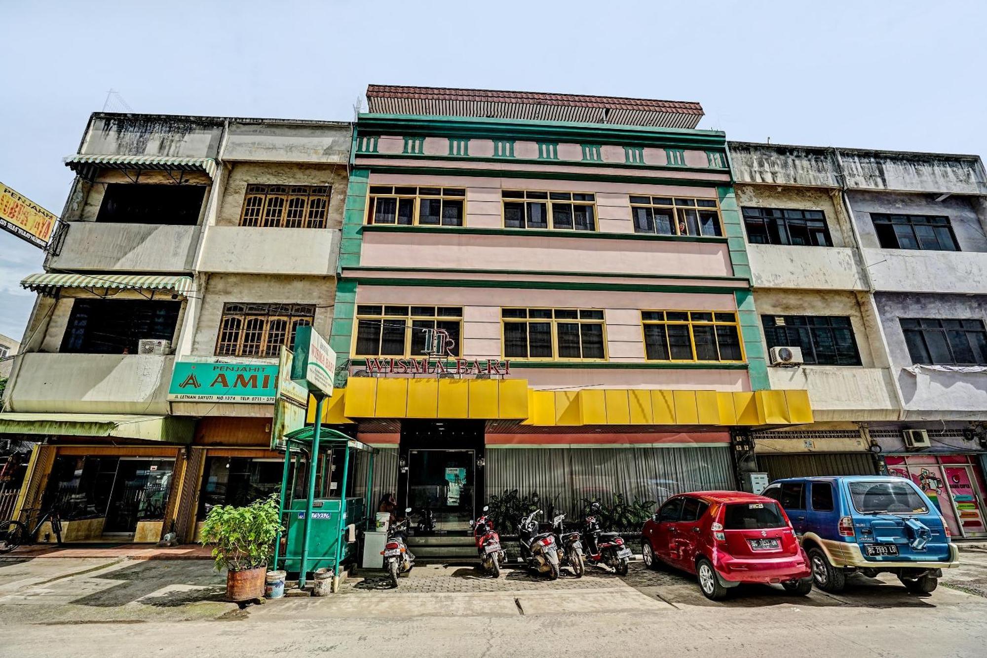 Super Oyo 91805 Hotel Wisma Bari Palembang Ngoại thất bức ảnh
